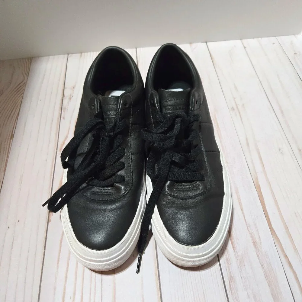 Converse One Star CC OX Black Skate Shoes Men’s 8 Women’s 9.5